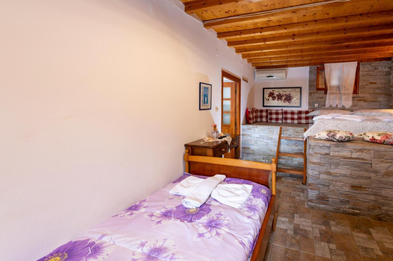 Maria Studios Cherronisos  Buitenkant foto